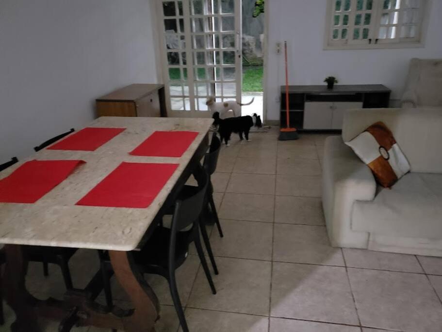 Casa Com Piscina Aconchegante 300 M Do Mar Casa de férias